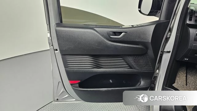 Hyundai Staria id 4224402 из Кореи 11