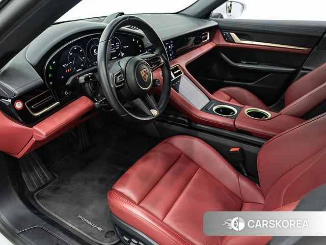 Porsche Taycan id 3811386 из Кореи 11