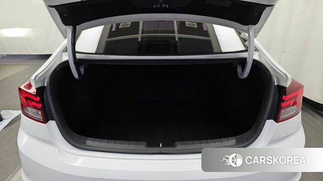 Hyundai The New Avante AD id 3867114 из Кореи 11