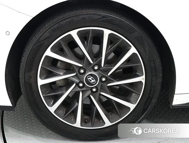 Hyundai Sonata (DN8) id 3692103 из Кореи 11