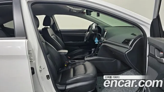 Hyundai Avante AD id 2766263 из Кореи 11