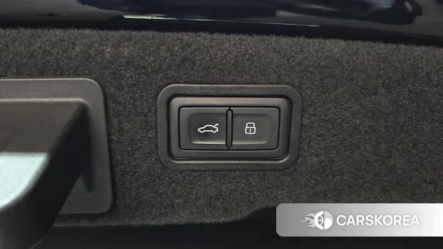 Audi A8 (D5) id 3616792 из Кореи 11