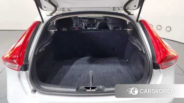 Volvo V40 Cross-Country id 3742811 из Кореи 11