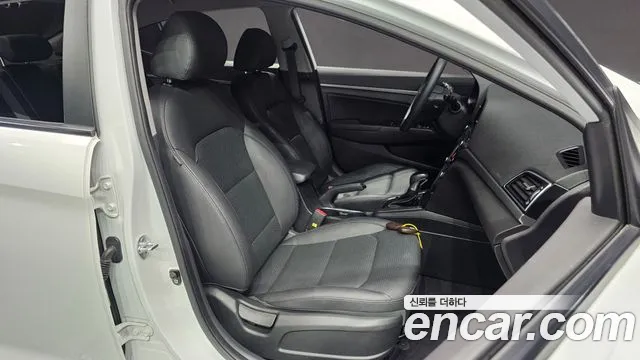 Hyundai Avante AD id 2590729 из Кореи 11