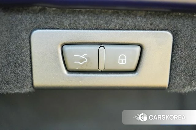 Maserati Quattroporte id 3889330 из Кореи 11