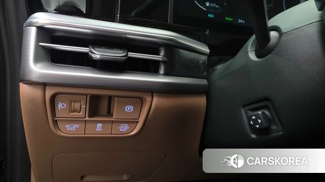 Hyundai Grandeur Hybrid (GN7) id 4691787 из Кореи 11