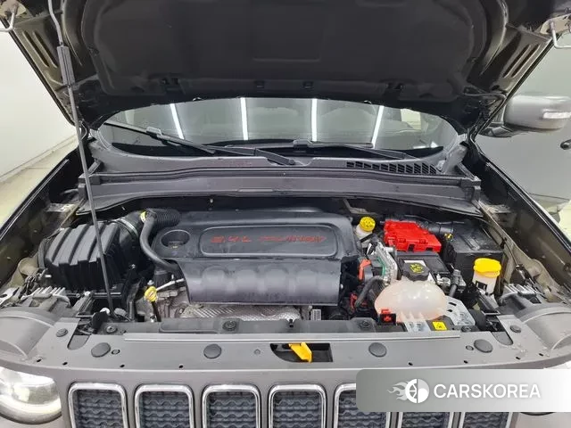 Jeep Renegade id 3621747 из Кореи 11