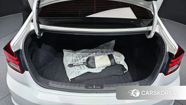 Hyundai The New Avante AD id 3045304 из Кореи 11