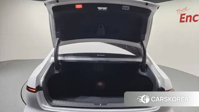 Hyundai Grandeur (GN7) id 3327331 из Кореи 11