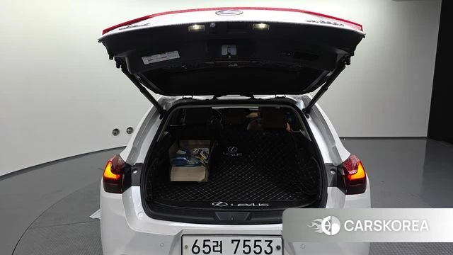 Lexus UX250h id 4351065 из Кореи 11