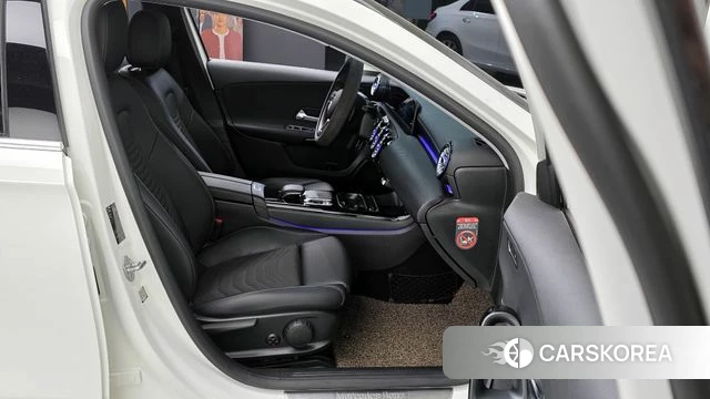 Mercedes-Benz A-Class W177 id 4384206 из Кореи 11