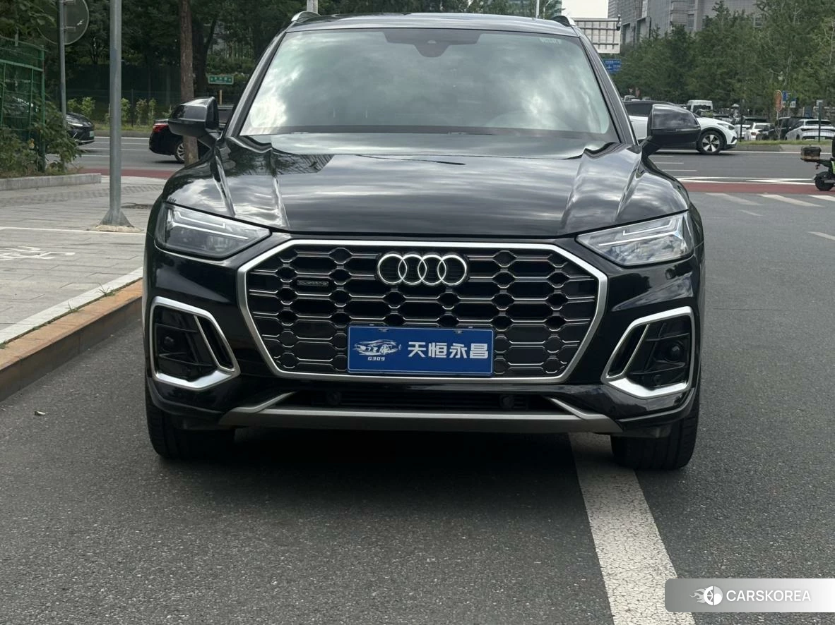 Audi Q5L id 4420114 из Китая 11