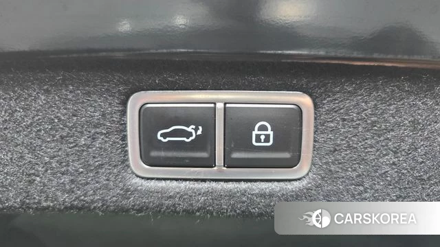 Hyundai Grandeur Hybrid (GN7) id 4871215 из Кореи 11