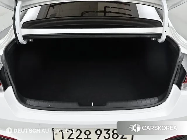 Hyundai Avante (CN7) id 2959219 из Кореи 11