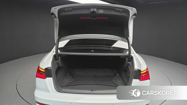 Audi A6 (C8) id 3851603 из Кореи 11