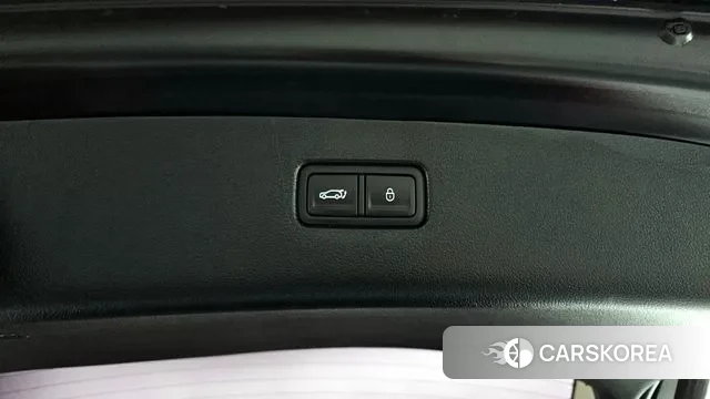 Genesis GV80 id 3384379 из Кореи 11