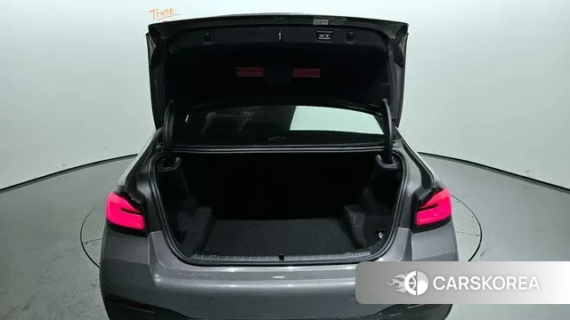 BMW 5 Series (G30) id 2989620 из Кореи 11