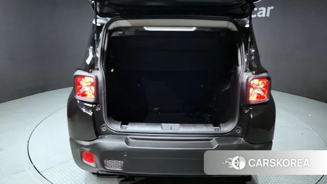 Jeep Renegade id 3165387 из Кореи 11