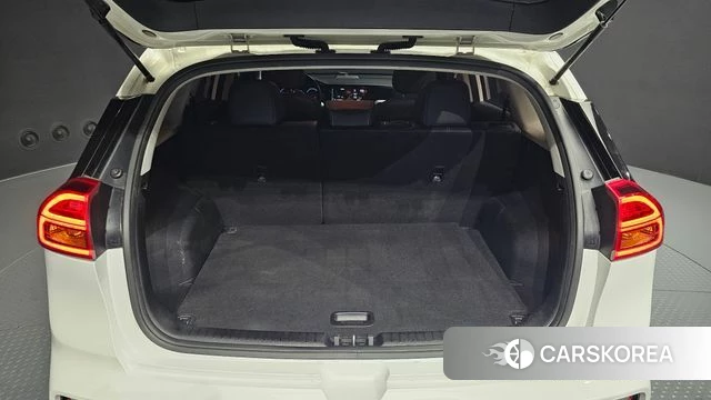 Kia Niro EV id 3827565 из Кореи 11