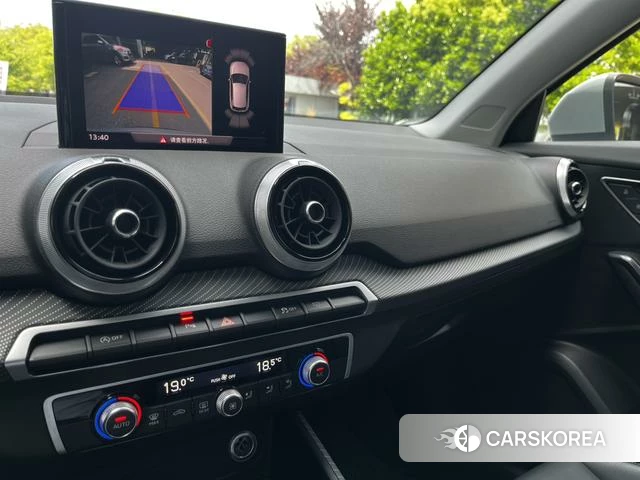Audi Q2L id 4259405 из Китая 11