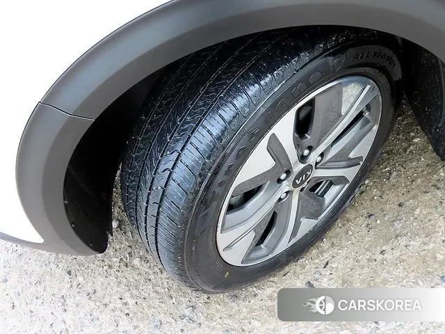 Kia Niro EV id 3737047 из Кореи 11