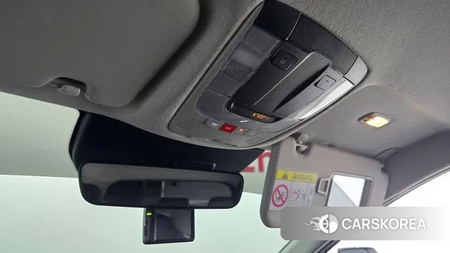 Kia Di Ol Nu Niro id 3751496 из Кореи 11