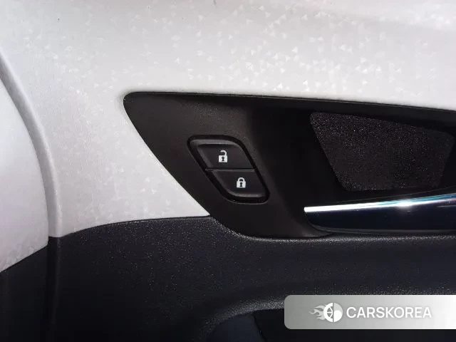 Chevrolet (GM Daewoo) Bolt EV id 3480248 из Кореи 11