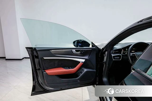 Audi A7L id 4353419 из Китая 11
