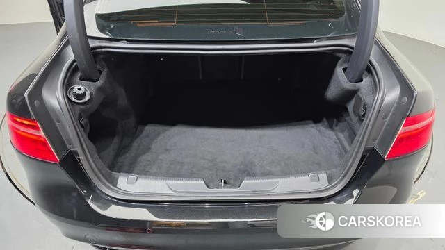 Jaguar XE id 3924970 из Кореи 11