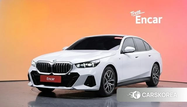 BMW 5 Series (G60) id 3882820 из Кореи 11