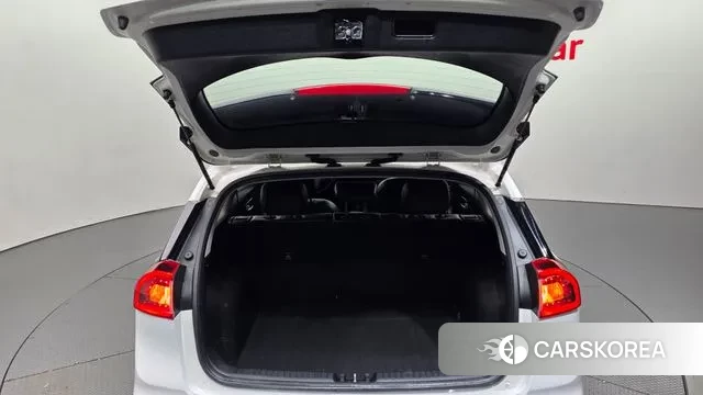 Kia Niro id 3308235 из Кореи 11