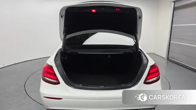 Mercedes-Benz E-Class W213 id 3728521 из Кореи 11