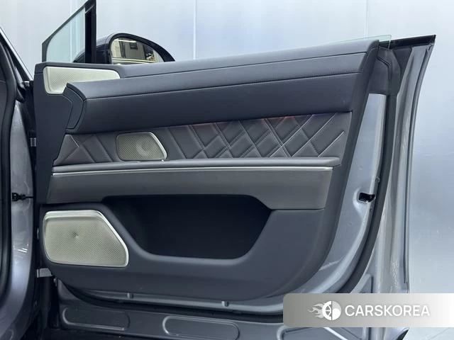 Weilai ET9 id 3913839 из Китая 11