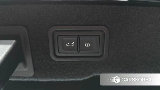 Audi A8 (D5) id 3859871 из Кореи 11