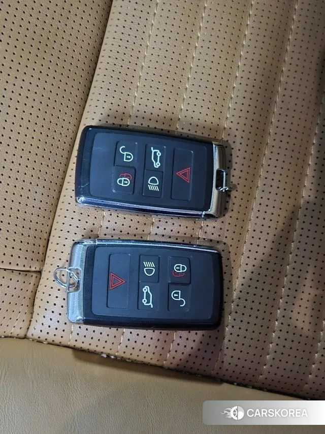 Land Rover Discovery 5 id 3515341 из Кореи 11