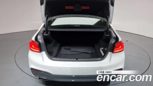 BMW 5 Series (G30) id 2717408 из Кореи 11