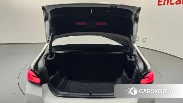 BMW 5 Series (G30) id 3864956 из Кореи 11