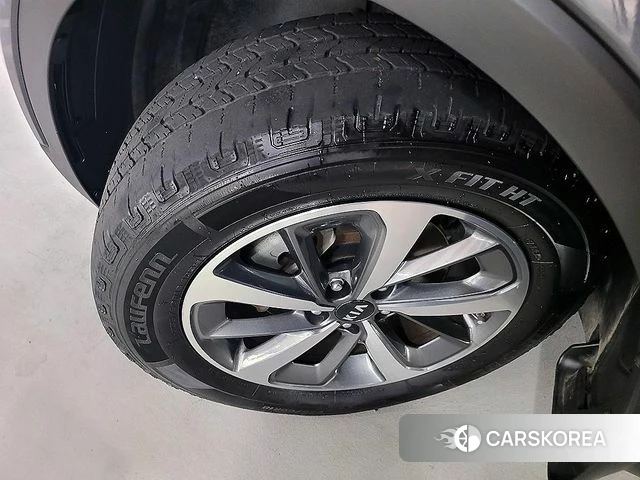 Kia The New Sorento id 4663104 из Кореи 11