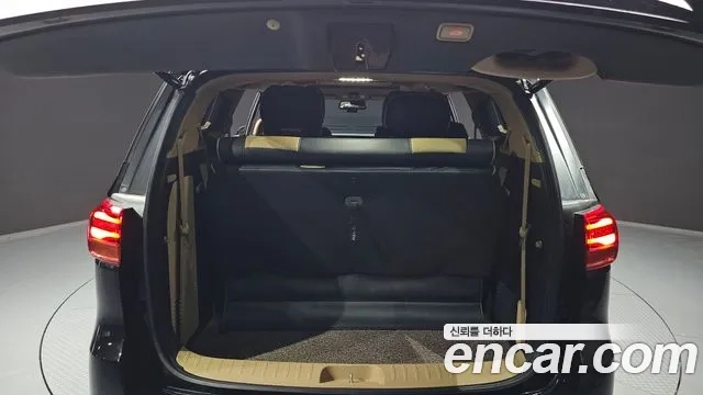 Kia The New Carnival id 2870625 из Кореи 11