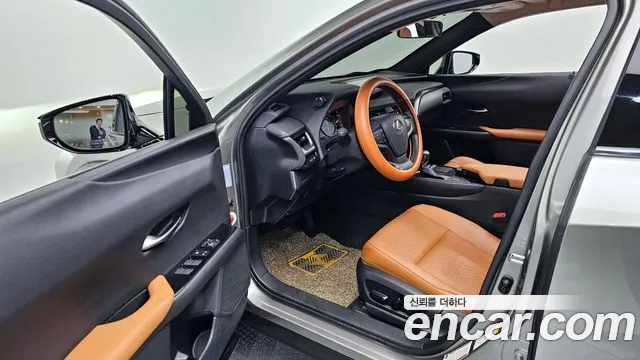 Lexus UX250h id 2674486 из Кореи 11