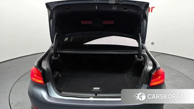 BMW 5 Series (G30) id 3853008 из Кореи 11