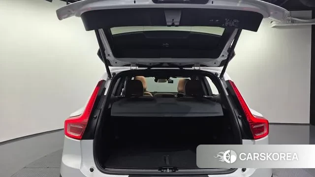 Volvo XC40 id 3591505 из Кореи 11