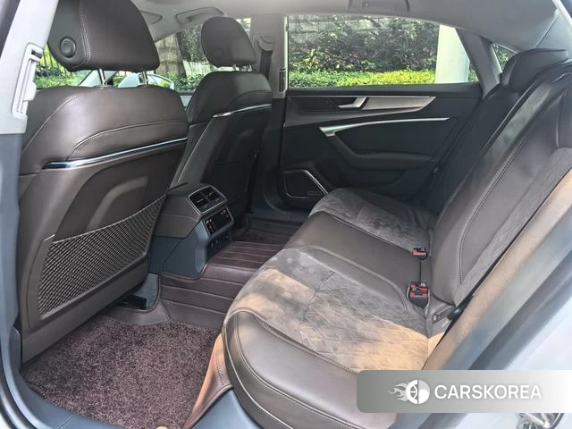 Audi A7L id 4217412 из Китая 11