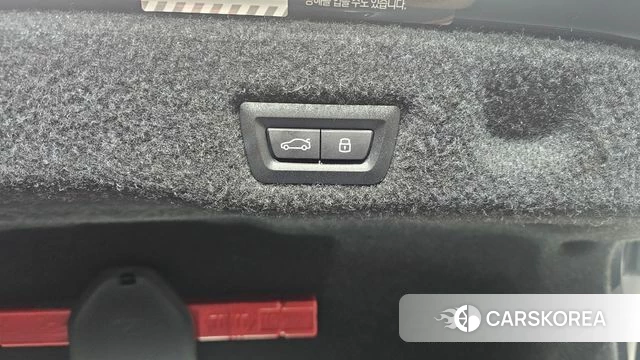 BMW 5 Series (G60) id 3793061 из Кореи 11