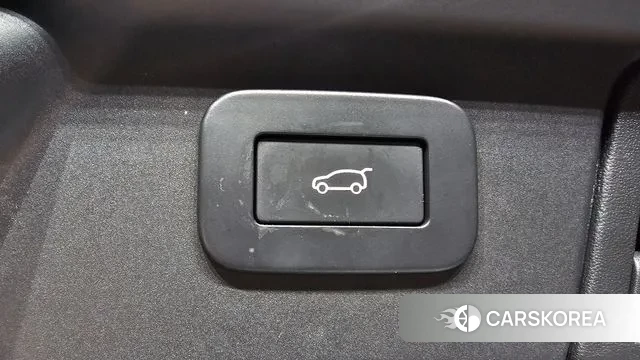 Land Rover Range Rover Velar id 3383729 из Кореи 11