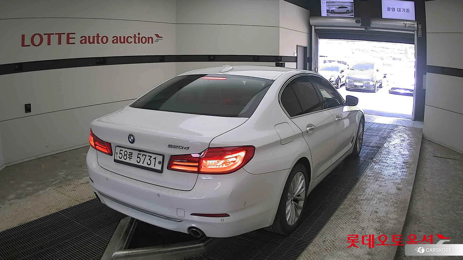 BMW  520d id 4296716 из Кореи 11