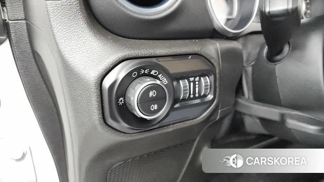 Jeep Wrangler (JL) id 4304759 из Кореи 11