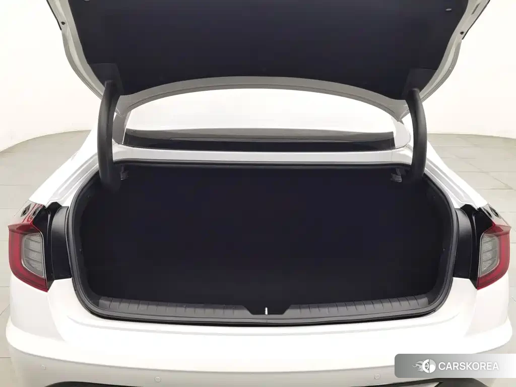 Hyundai Sonata id 4644537 из Китая 11