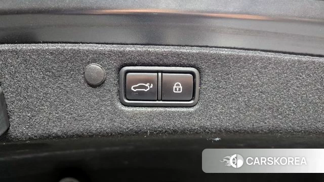 Hyundai The New Grandeur IG Hybrid id 3884025 из Кореи 11