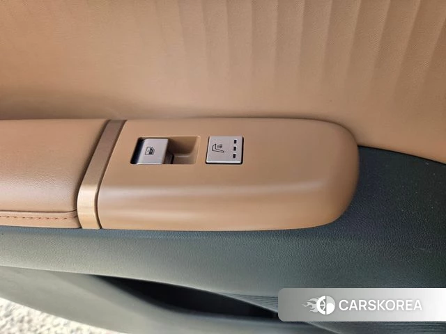 Hyundai Grandeur (GN7) id 4230120 из Кореи 11